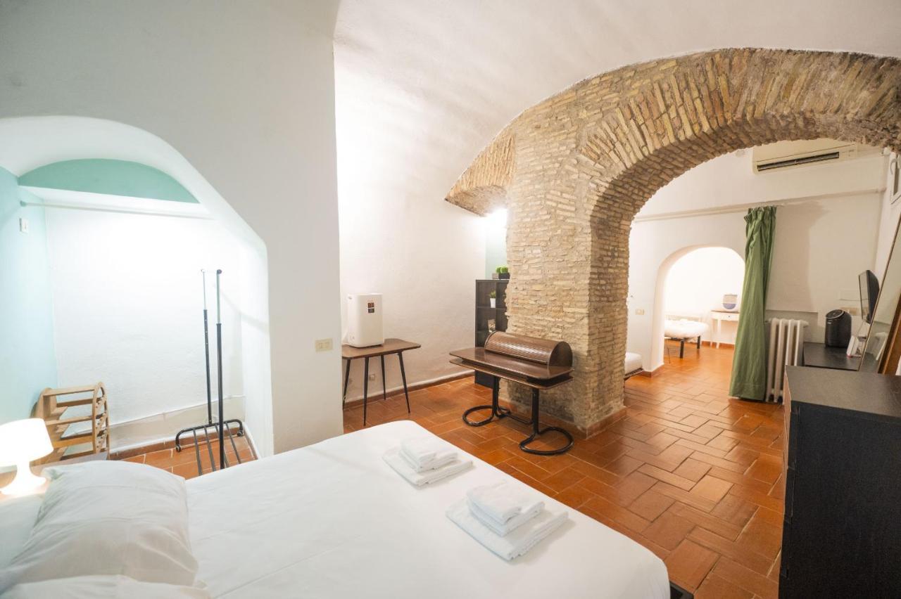 Campo De Fiori Grotto Apartment Rom Exteriör bild